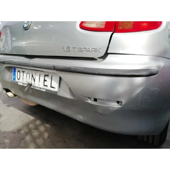 ALFA ROMEO 147 (190) '2003 1.6 T.SPARK ECO DISTINCTIVE GRIS PLATA