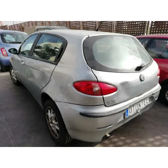 ALFA ROMEO 147 (190) '2003 1.6 T.SPARK ECO DISTINCTIVE GRIS PLATA