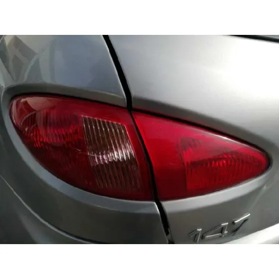 ALFA ROMEO 147 (190) '2003 1.6 T.SPARK ECO DISTINCTIVE GRIS PLATA