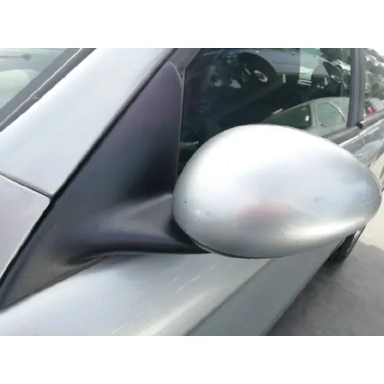 ALFA ROMEO 147 (190) '2003 1.6 T.SPARK ECO DISTINCTIVE GRIS PLATA