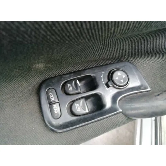 ALFA ROMEO 147 (190) '2003 1.6 T.SPARK ECO DISTINCTIVE GRIS PLATA