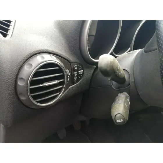 ALFA ROMEO 147 (190) '2003 1.6 T.SPARK ECO DISTINCTIVE GRIS PLATA