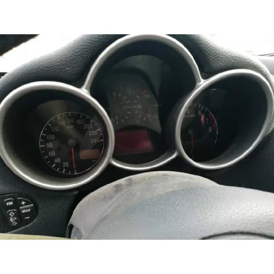 ALFA ROMEO 147 (190) '2003 1.6 T.SPARK ECO DISTINCTIVE GRIS PLATA