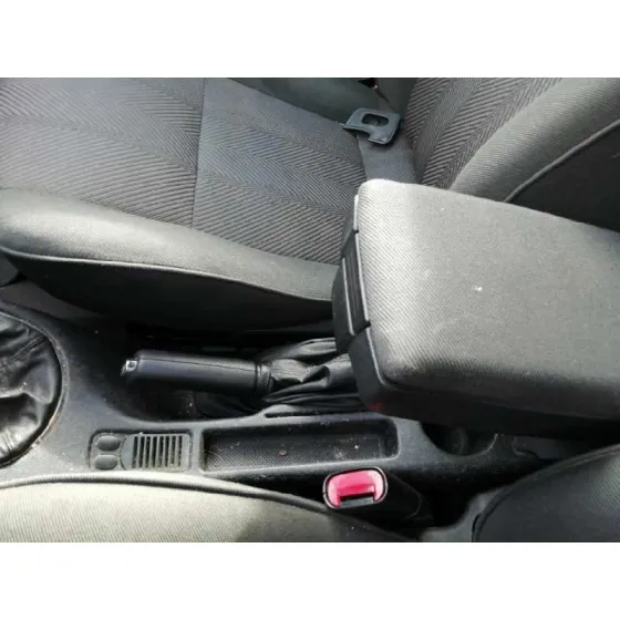 ALFA ROMEO 147 (190) '2003 1.6 T.SPARK ECO DISTINCTIVE GRIS PLATA