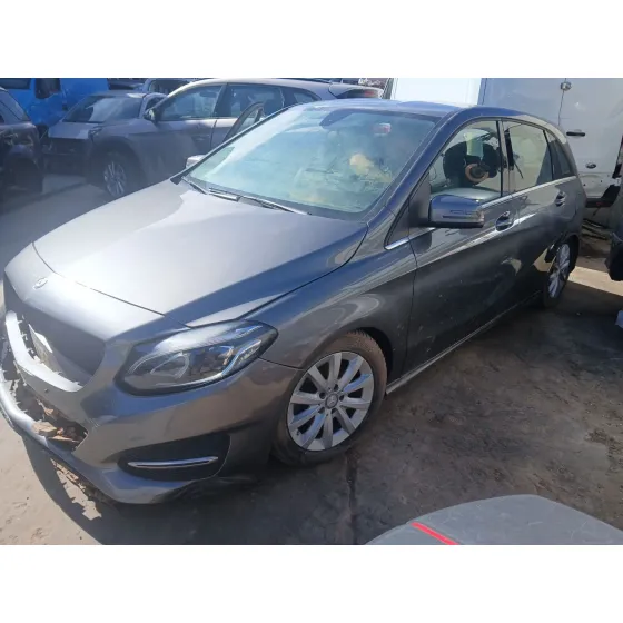 MOTOR 607951. CAMBIO MANUAL 6V