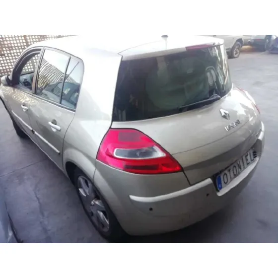 RENAULT MEGANE II BERLINA 5P '2006 DYNAMIQUE GRIS