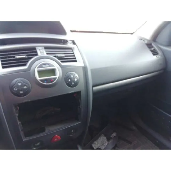 RENAULT MEGANE II BERLINA 5P '2006 DYNAMIQUE GRIS