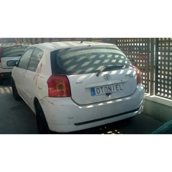TOYOTA COROLLA (E12) '2006 2.0 D-CAT BLANCO