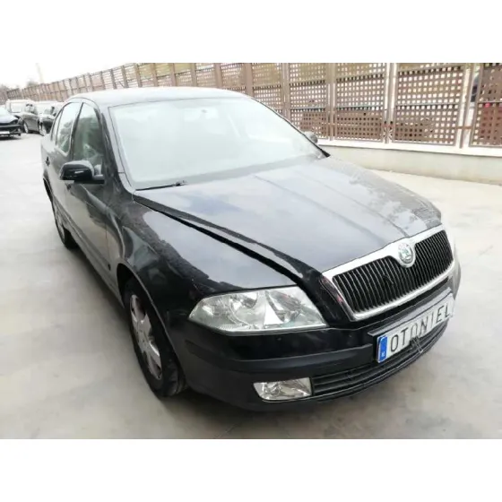 SKODA OCTAVIA BERLINA (1Z3) '2005 ACTIVE NEGRO