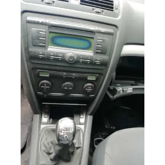 SKODA OCTAVIA BERLINA (1Z3) '2005 ACTIVE NEGRO