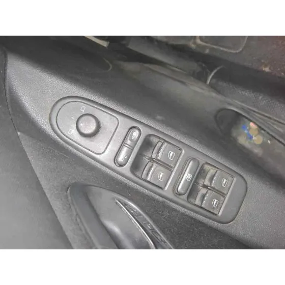 SEAT LEON (1M1) '2003 SIGNO PLATA