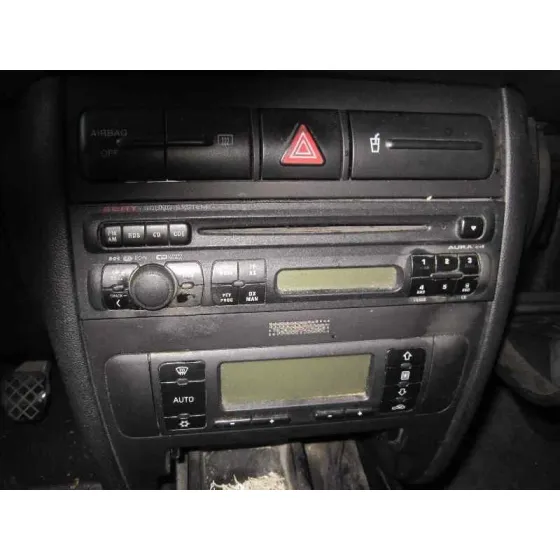 SEAT LEON (1M1) '2003 SIGNO PLATA