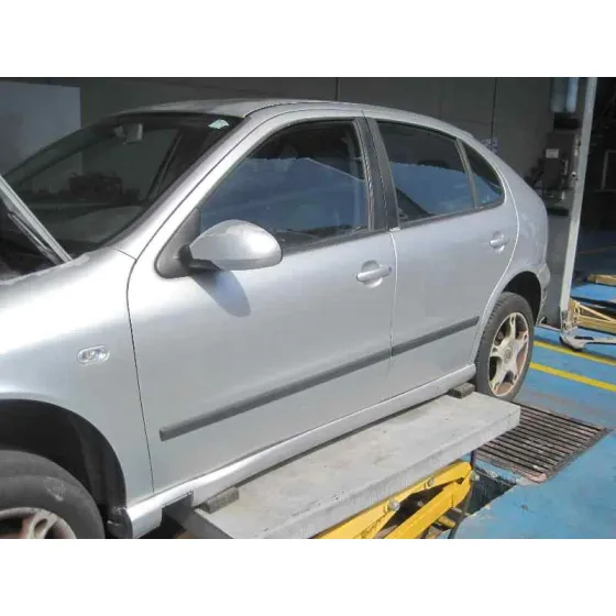 SEAT LEON (1M1) '2003 SIGNO PLATA
