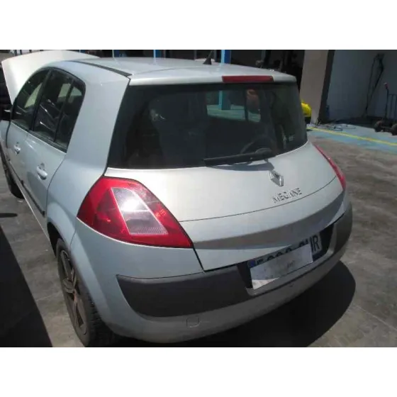 RENAULT MEGANE II BERLINA 3P '2003 1.9 DCI DIESEL GRIS CLARO