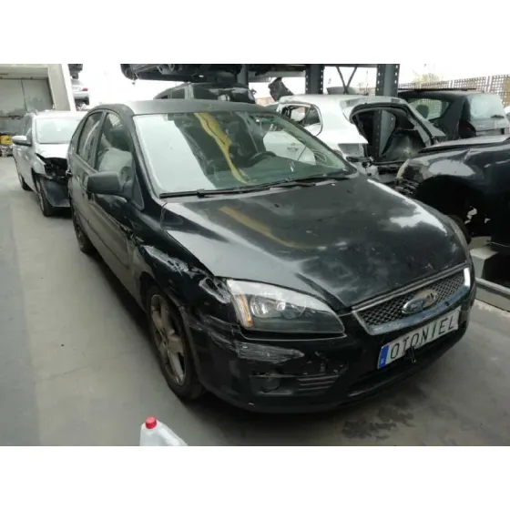 FORD FOCUS BERLINA (CAP) '2005 AMBIENTE (D) NEGRO