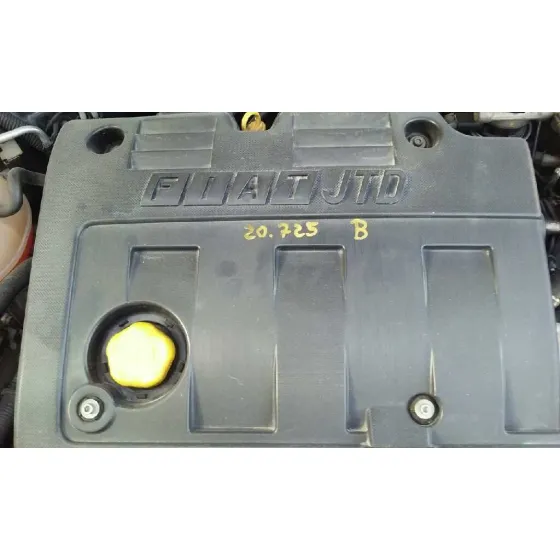 FIAT STILO (192) '2004 1.9 JTD / 1.9 JTD 115 DYNAMIC GRIS OSCURO