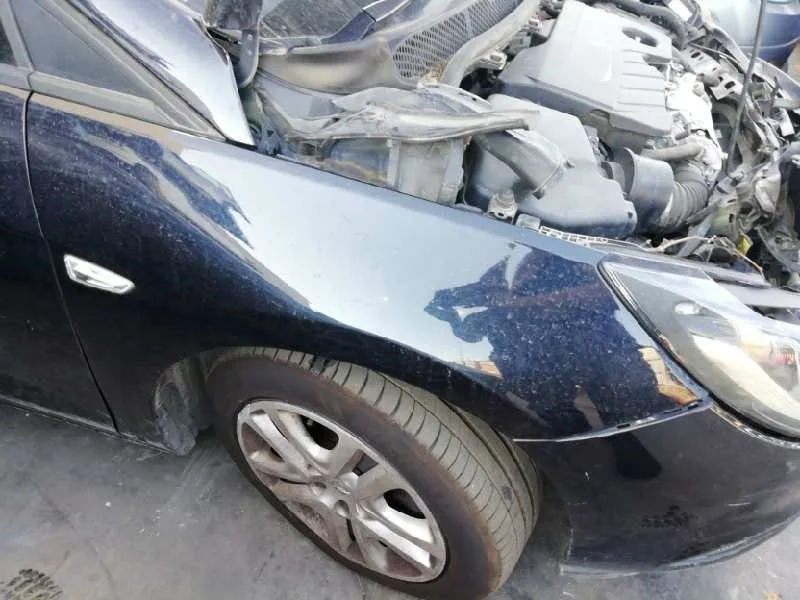 OPEL ASTRA K LIM. 5TÜRIG OPEL ASTRA K LIM. 5TÜRIG '2017 DYNAMIC NEGRO 2015