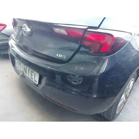 OPEL ASTRA K LIM. 5TÜRIG '2017 DYNAMIC NEGRO