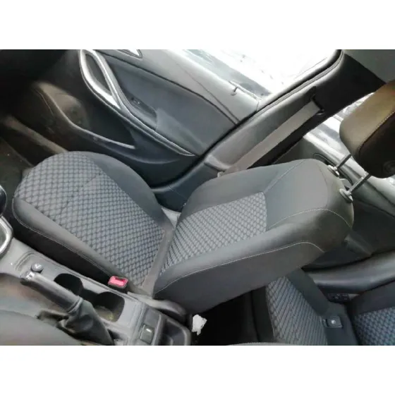 OPEL ASTRA K LIM. 5TÜRIG '2017 DYNAMIC NEGRO