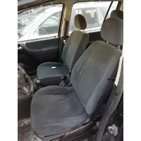 OPEL ZAFIRA A '2003 2.2 16V DTI CAT (Y 22 DTR / L50) NEGRO