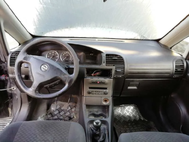 OPEL ZAFIRA A '2003 2.2 16V DTI CAT (Y 22 DTR / L50) NEGRO