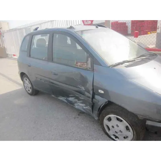 HYUNDAI MATRIX (FC) '2003 1.5 CRDI GLS GRIS OSCURO