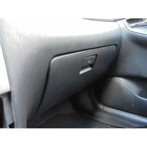 TOYOTA COROLLA (E12) '2004 1.6 LINEA LUNA BERLINA GRIS