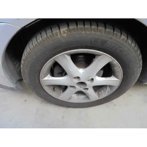 TOYOTA COROLLA (E12) '2004 1.6 LINEA LUNA BERLINA GRIS