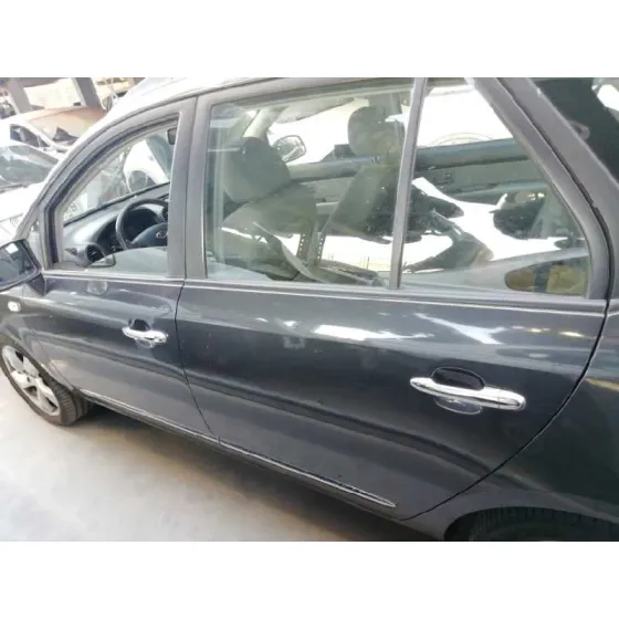 KIA CARENS (UN) '2007 2.0 CRDI GRIS