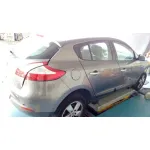 RENAULT MEGANE III BERLINA 5 P RENAULT MEGANE III BERLINA 5 P '2010 DYNAMIQUE GRIS 2008