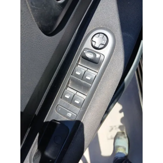 Peugeot 3008 I MONOSPACE (0U_) 2014