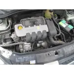 RENAULT CLIO II FASE II (B/CB0) RENAULT CLIO II FASE II (B/CB0) '2001 AUTHENTIQUE PISTACHO 2001