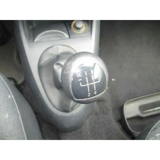 RENAULT CLIO II FASE II (B/CB0) '2001 AUTHENTIQUE PISTACHO