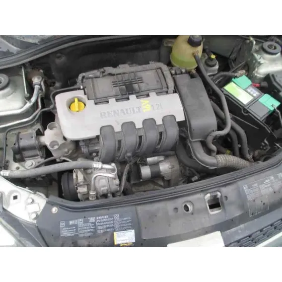 RENAULT CLIO II FASE II (B/CB0) '2001 AUTHENTIQUE PISTACHO
