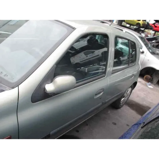 RENAULT CLIO II FASE II (B/CB0) '2001 AUTHENTIQUE PISTACHO