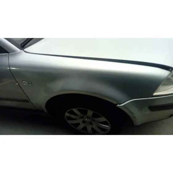 VOLKSWAGEN PASSAT BERLINA (3B3) '2002 1.9 TDI