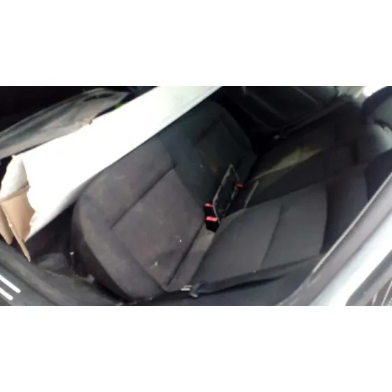 VOLKSWAGEN PASSAT BERLINA (3B3) '2002 1.9 TDI