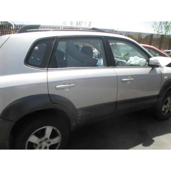 HYUNDAI TUCSON (JM) '2005 2.0 COMFORT GRIS