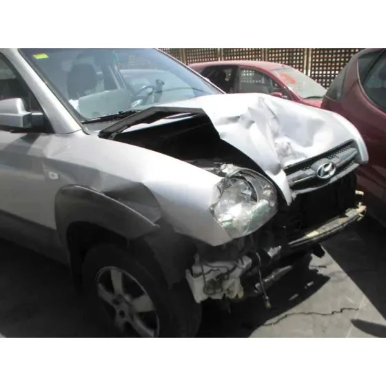 HYUNDAI TUCSON (JM) '2005 2.0 COMFORT GRIS