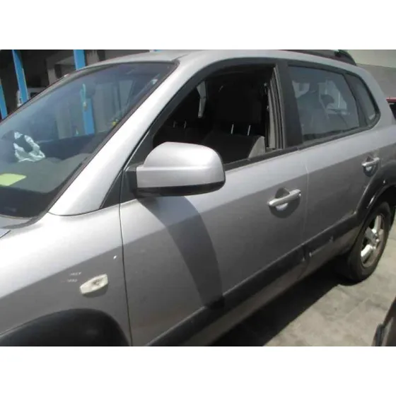 HYUNDAI TUCSON (JM) '2005 2.0 COMFORT GRIS