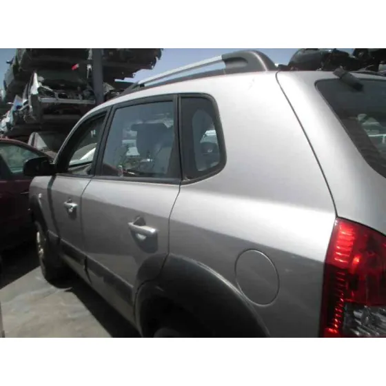 HYUNDAI TUCSON (JM) '2005 2.0 COMFORT GRIS