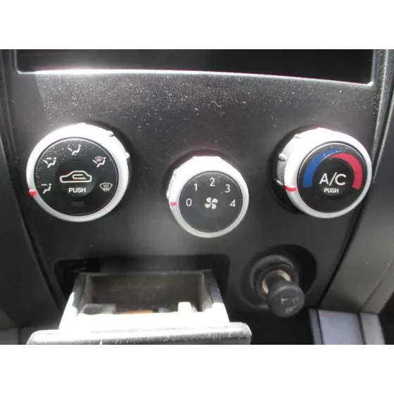HYUNDAI TUCSON (JM) '2005 2.0 COMFORT GRIS