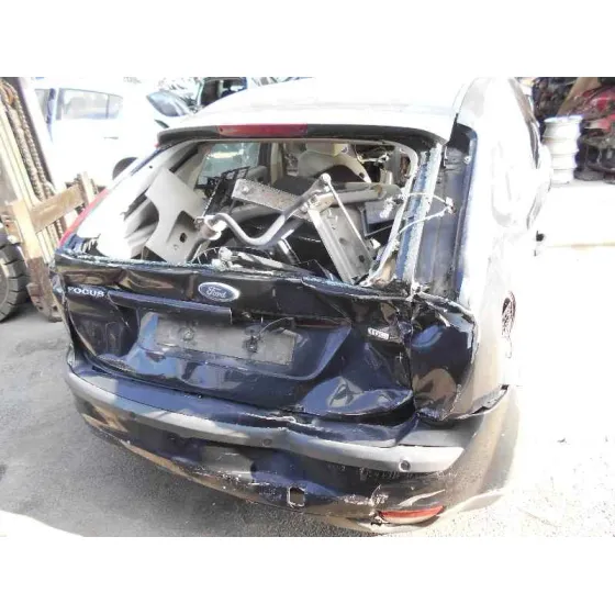 FORD FOCUS BERLINA (CAP) '2006 AMBIENTE (D) NEGRO