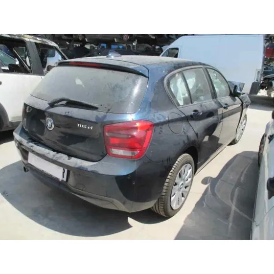 BMW SERIE 1 LIM. (F20) '2012 1.6 TURBODIESEL AZUL