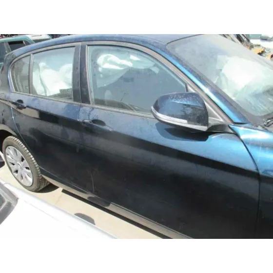 BMW SERIE 1 LIM. (F20) '2012 1.6 TURBODIESEL AZUL
