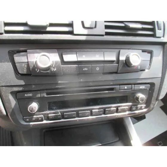BMW SERIE 1 LIM. (F20) '2012 1.6 TURBODIESEL AZUL