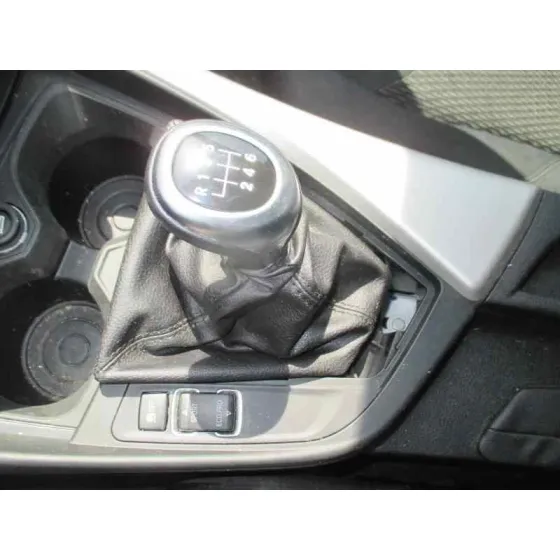 BMW SERIE 1 LIM. (F20) '2012 1.6 TURBODIESEL AZUL