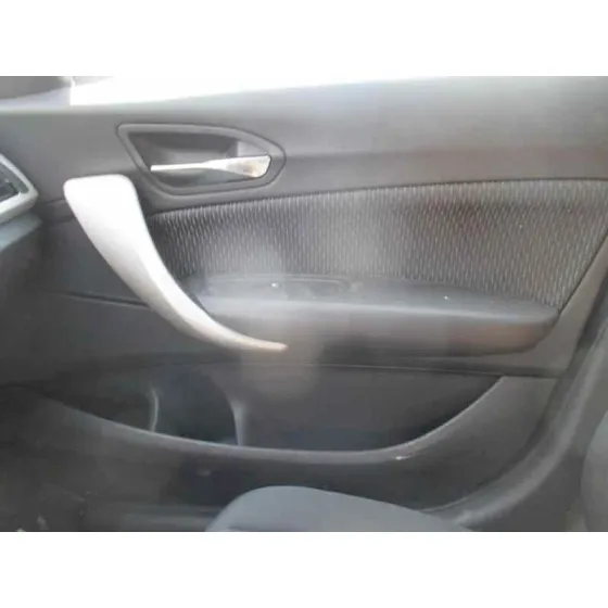 BMW SERIE 1 LIM. (F20) '2012 1.6 TURBODIESEL AZUL