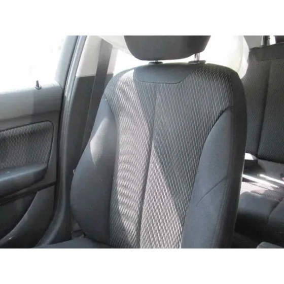 BMW SERIE 1 LIM. (F20) '2012 1.6 TURBODIESEL AZUL