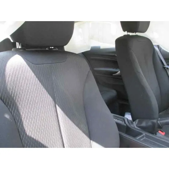BMW SERIE 1 LIM. (F20) '2012 1.6 TURBODIESEL AZUL